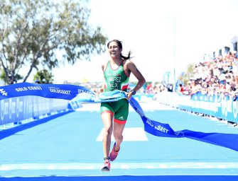 Oaxaqueña Cecilia Ramírez da histórico triunfo en triatlón en Australia