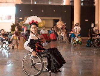 Oaxaqueña Rebeca Montaño gana «Miss Teen» en Miss Wheelchair México