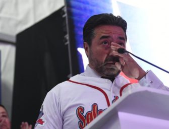 Vinny Castilla, nuevo inmortal del Salón de la Fama del Béisbol Mexicano 